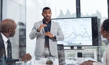 Market Strategy Essentials: Solving Business Problems Through Trend and Competitor Analysis ed_2025912217