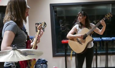 Building Your Career in Music: Developing a Brand and Funding ed_2025912369