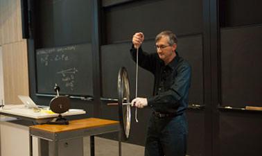 How Stuff Moves, Part 2: Angular Motion ed_20259181